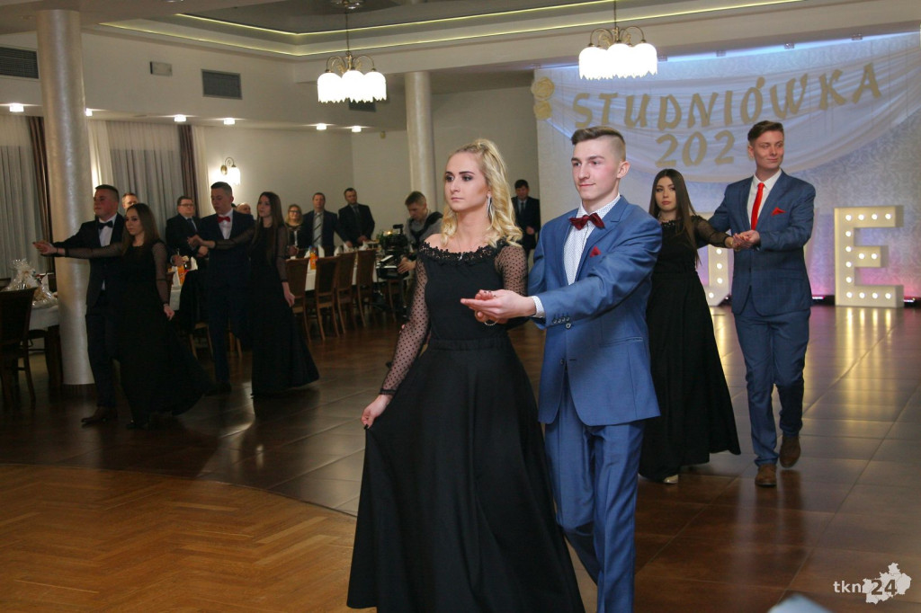 WIDEO: Studniówka 2020 ZSP nr 1 w Końskich