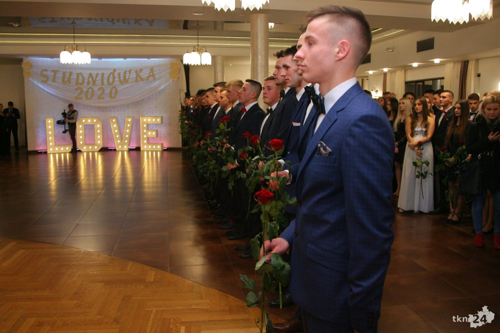 WIDEO: Studniówka 2020 ZSP nr 1 w Końskich