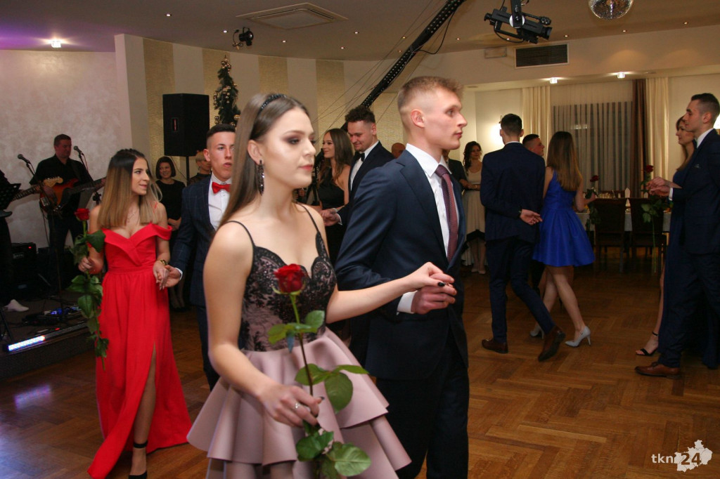WIDEO: Studniówka 2020 ZSP nr 1 w Końskich