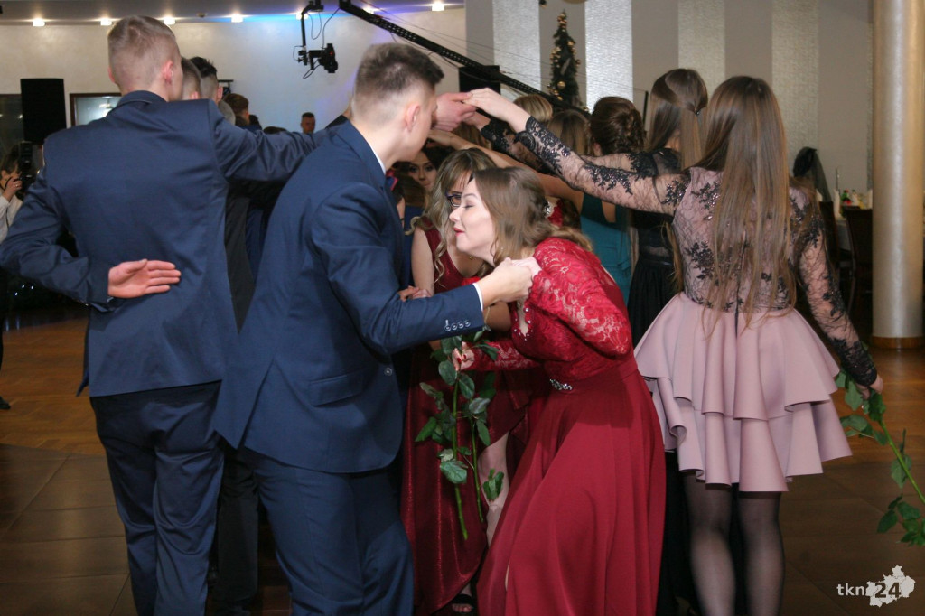 WIDEO: Studniówka 2020 ZSP nr 1 w Końskich