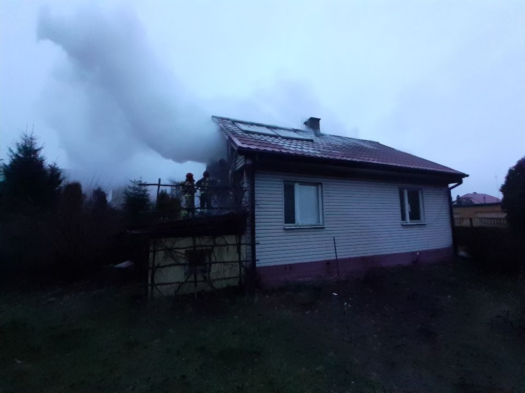 Końskie: Pożar domu przy Odludnej [zdjęcia]
