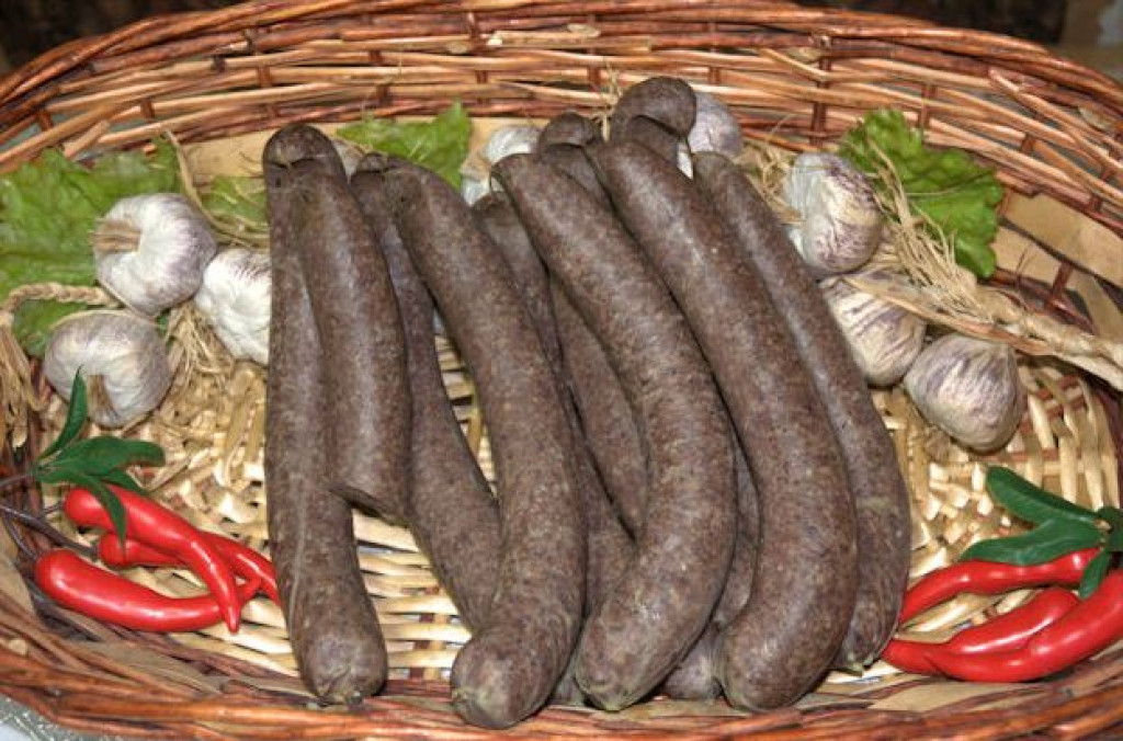 Przepyszne wyroby prosto od rolnika. Masarnia `Pod Lasem` Wiklaków to niepowtarzalny smak!