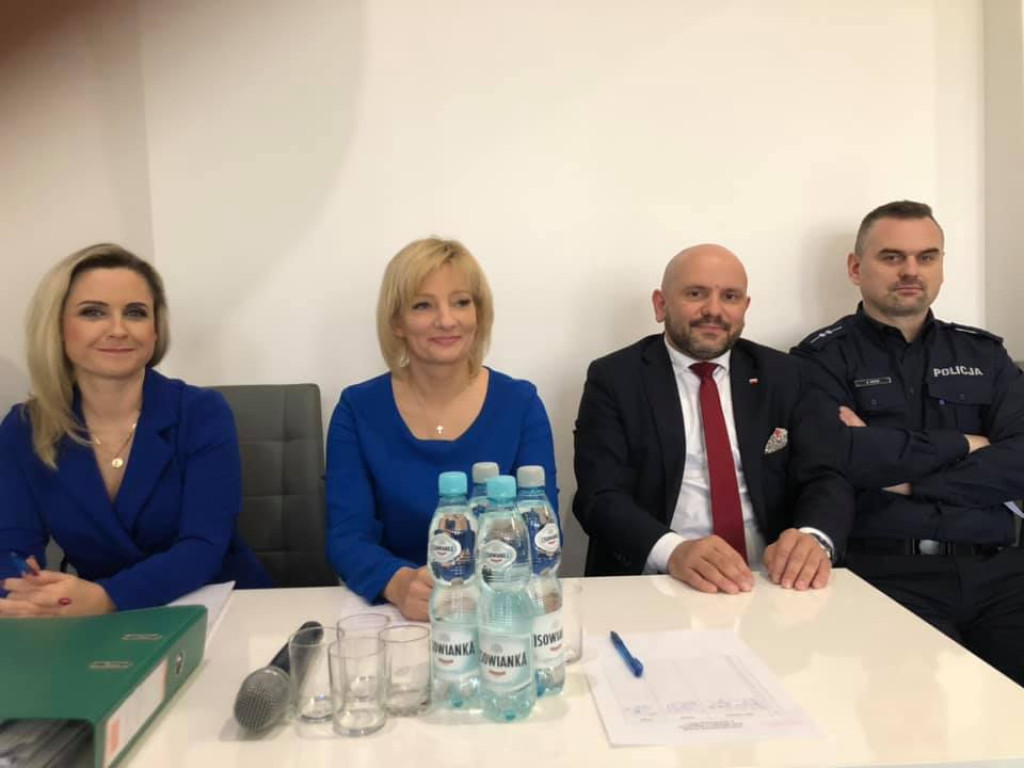 225 tys złotych na remont MGOKiS w Stąporkowie [zdjęcia]