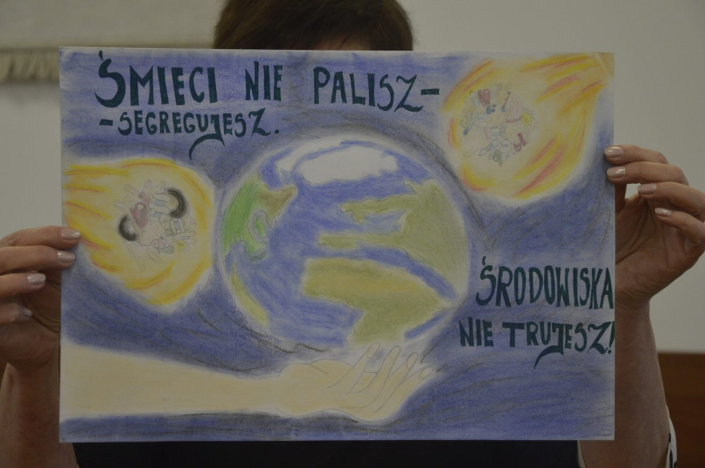 Przyznali nagrody za najlepsze prace w konkursie o ekologii [zdjęcia]