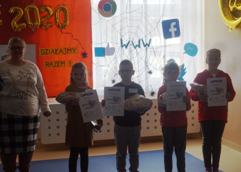 Internetowe inicjatywy w Szkole Podstawowej w Pilczycy [zdjęcia]