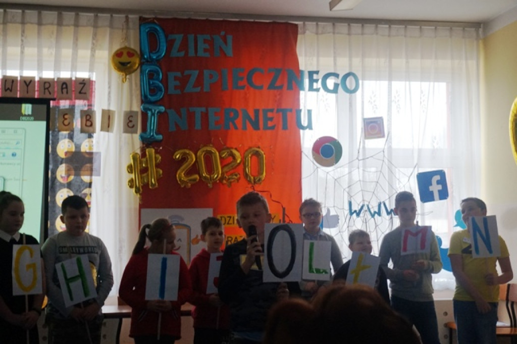 Internetowe inicjatywy w Szkole Podstawowej w Pilczycy [zdjęcia]