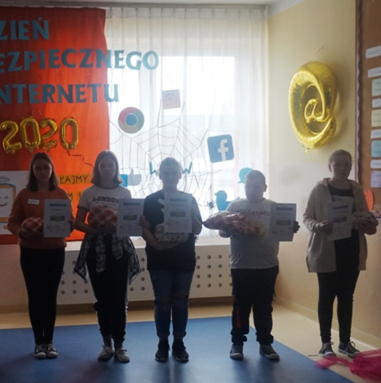 Internetowe inicjatywy w Szkole Podstawowej w Pilczycy [zdjęcia]