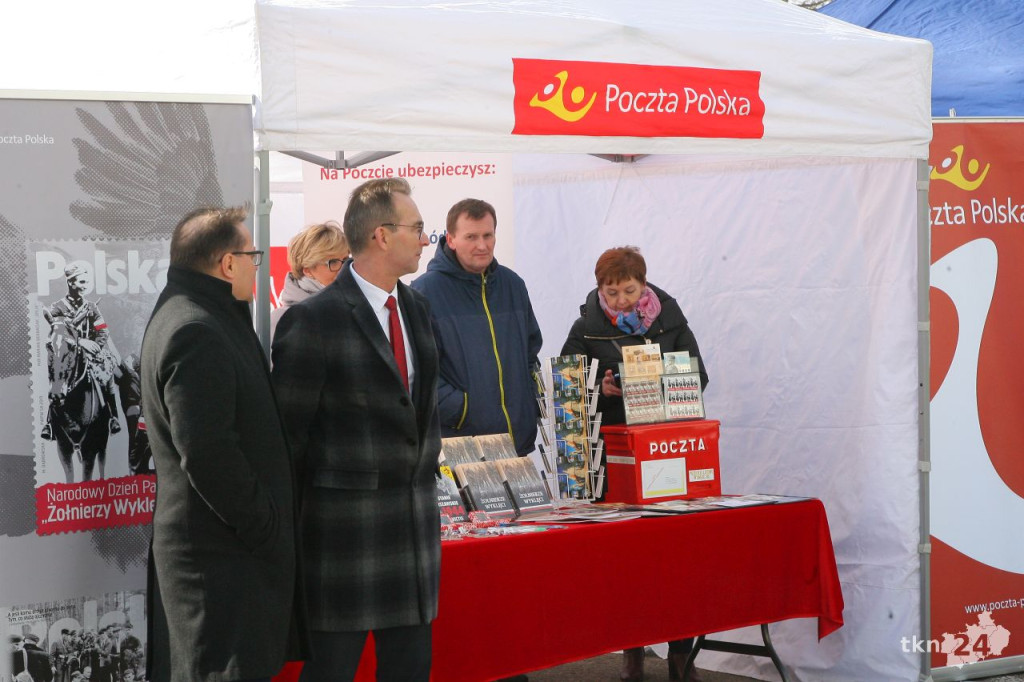 Około 500 osób na starcie Powiatowego Marszobiegu Pamięci Żołnierzy Wyklętych [wideo, zdjęcia]
