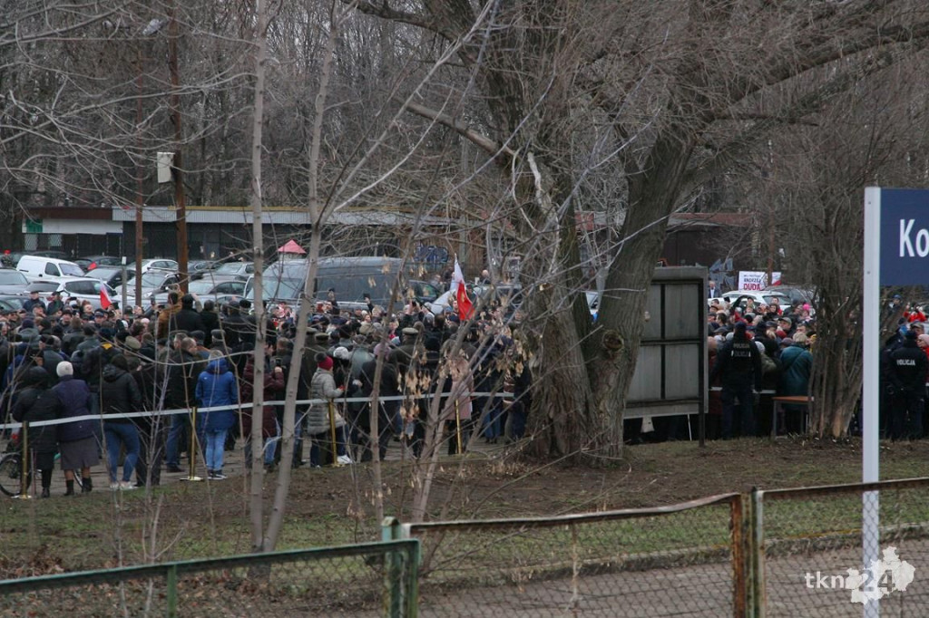 Andrzej Duda w Końskich. Mnóstwo osób chciało spotkać się z Prezydentem [fotorelacja]