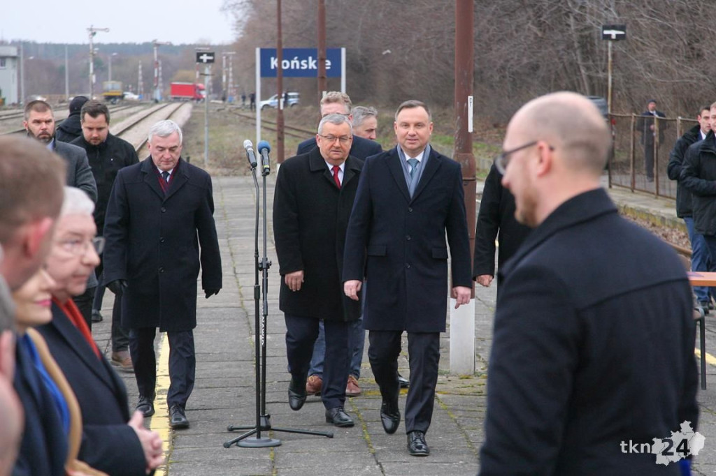 Andrzej Duda w Końskich. Mnóstwo osób chciało spotkać się z Prezydentem [fotorelacja]