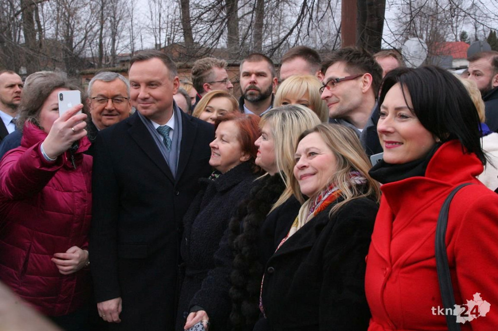 Andrzej Duda w Końskich. Mnóstwo osób chciało spotkać się z Prezydentem [fotorelacja]