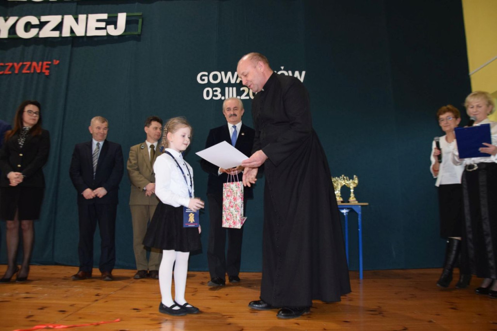 Już po raz 17. rywalizowali w konkursie pieśni i poezji patriotycznej [wideo, zdjęcia]