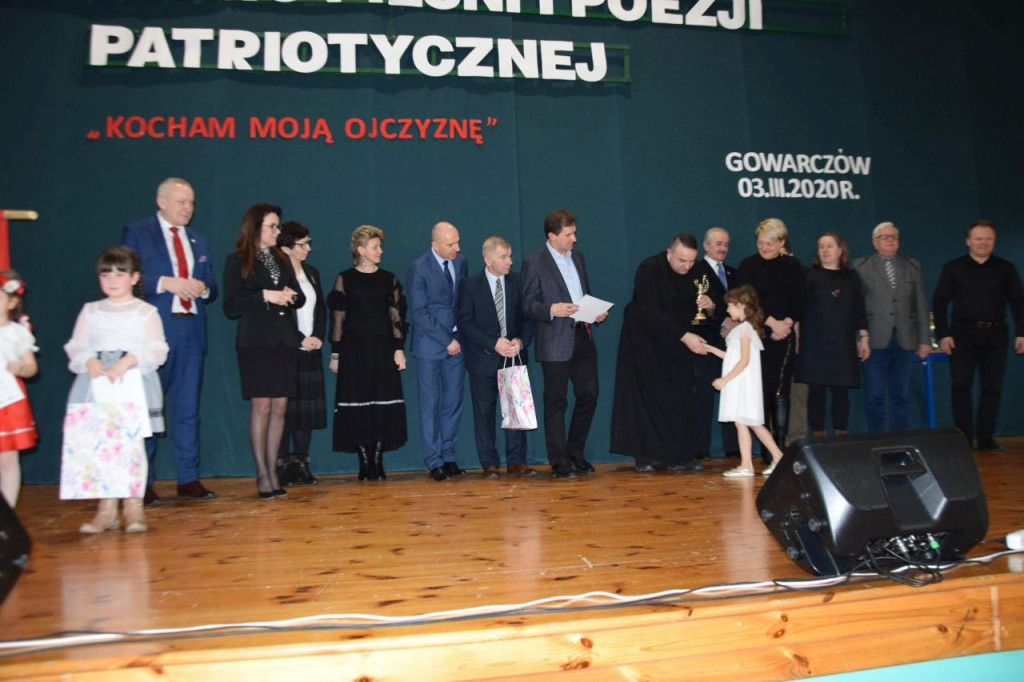 Już po raz 17. rywalizowali w konkursie pieśni i poezji patriotycznej [wideo, zdjęcia]