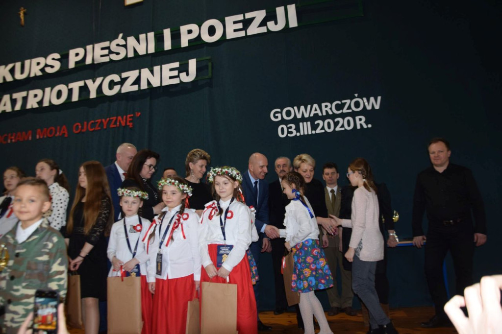 Już po raz 17. rywalizowali w konkursie pieśni i poezji patriotycznej [wideo, zdjęcia]