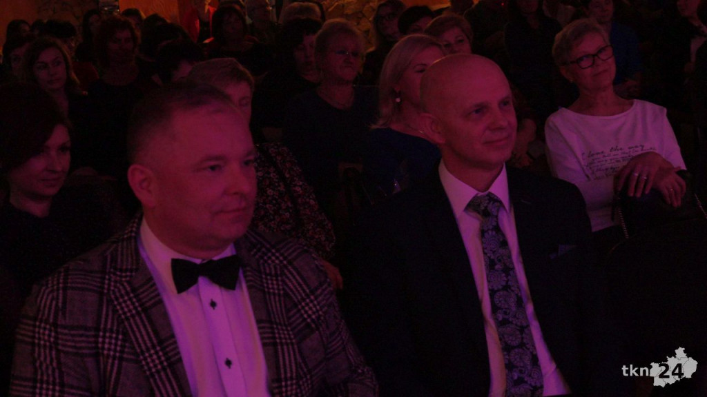 Młoda artystka zaśpiewała w Radoszycach z okazji Dnia Kobiet [wideo, zdjęcia]