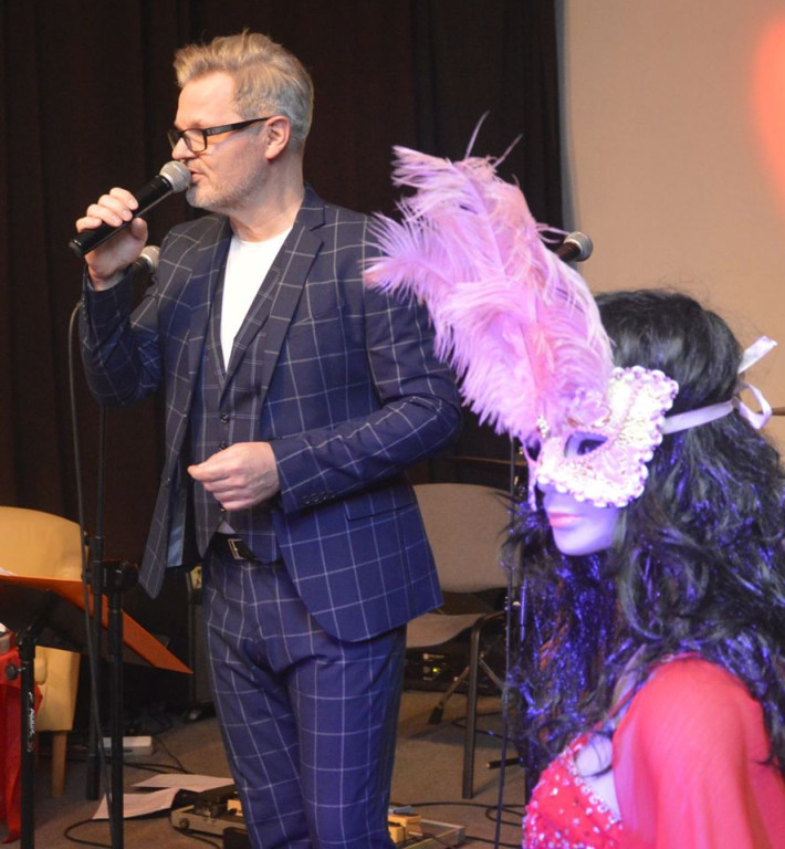 Po włosku na Dzień Kobiet w Domu Kultury w Końskich [wideo, zdjęcia]