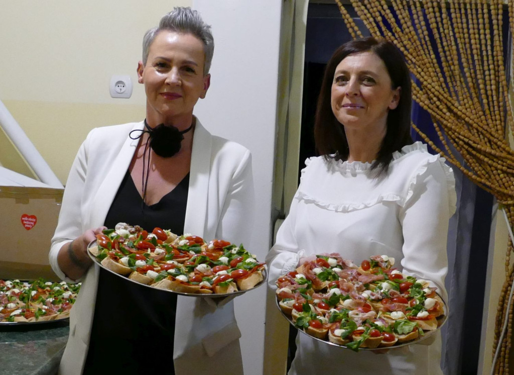 Po włosku na Dzień Kobiet w Domu Kultury w Końskich [wideo, zdjęcia]