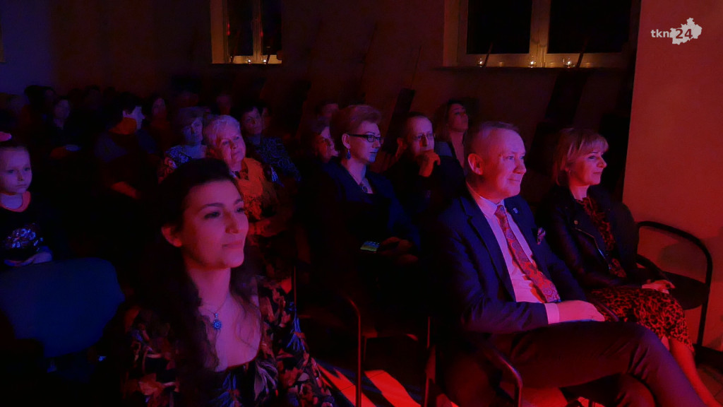 Dzień Kobiet ze sztuką w gminie Gowarczów [wideo, zdjęcia]