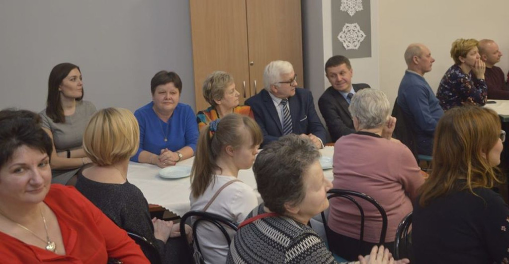 `Korniczanka` i artyści z MGDK wystąpili w Kornicy z okazji Dnia Kobiet [wideo, zdjęcia]