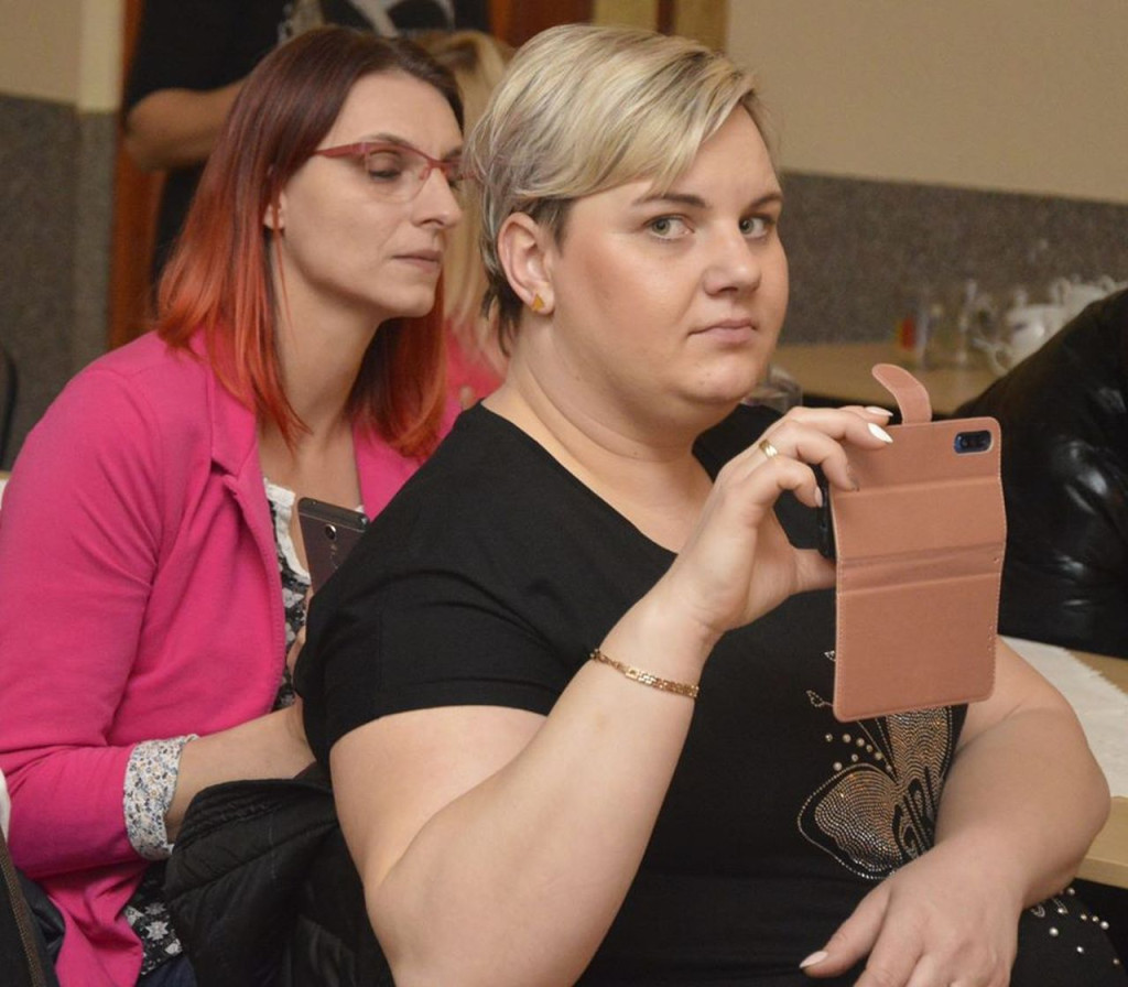 Dzień Kobiet w Rogowie z regionalnymi artystami oraz celem charytatywnym [zdjęcia]