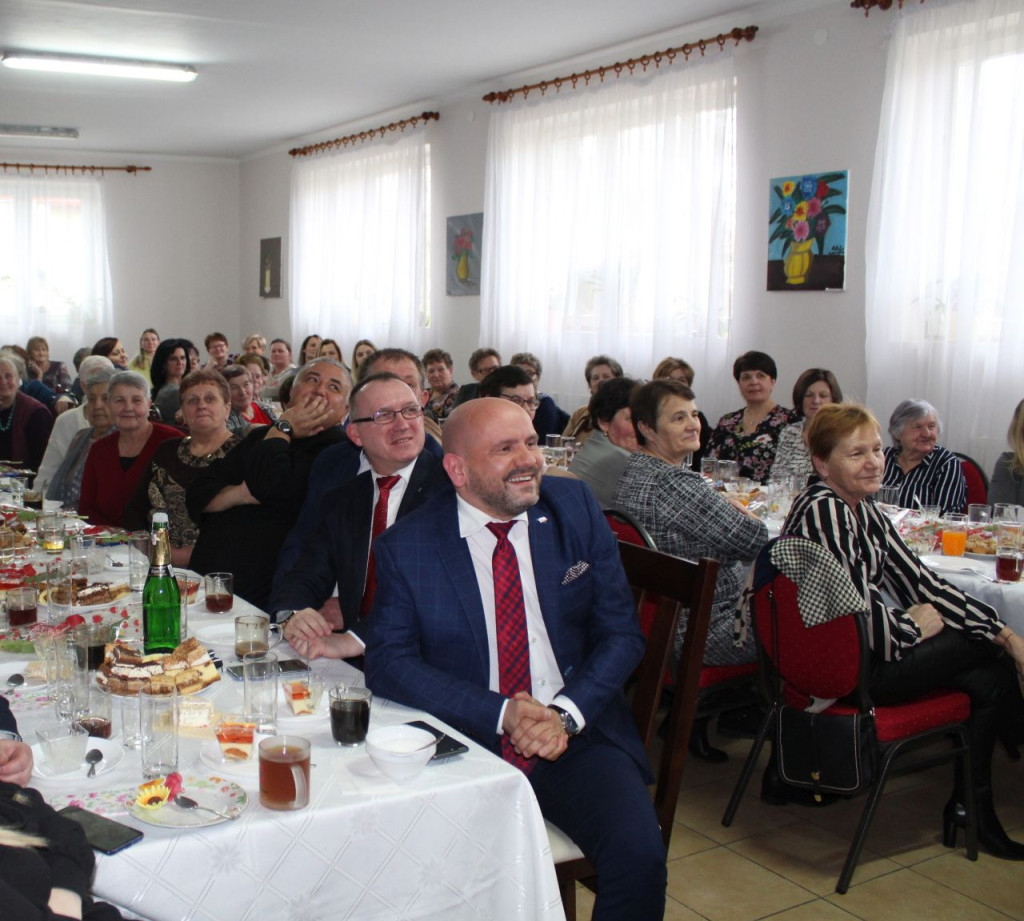 Kobiety i świat nie liczą lat. Uroczystość w gminie Słupia Konecka