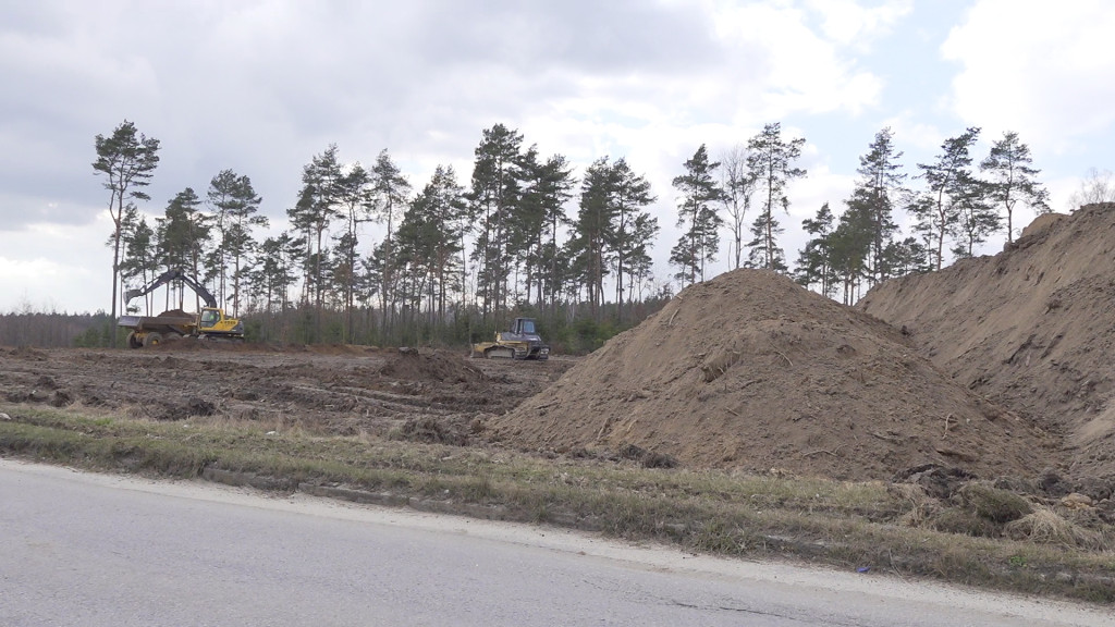 Końskie: Powstaje ważna droga. Będzie też rondo u zbiegu Spacerowej i Zachodniej [wideo, zdjęcia]
