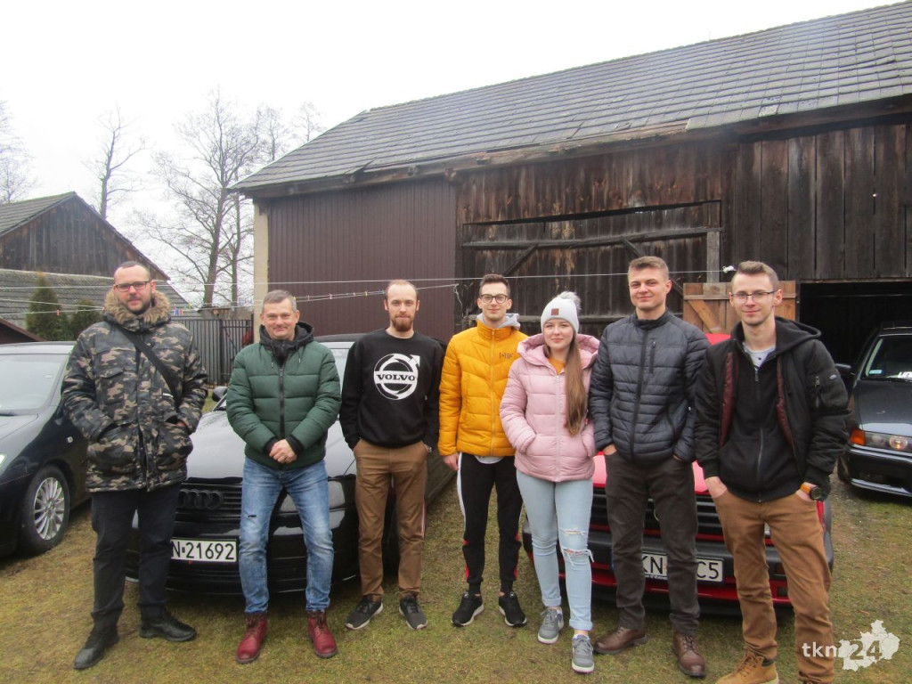 Koneccy miłośnicy motoryzacji dzielą się swoją pasją. Poznajcie Underground crew [wideo, zdjęcia]