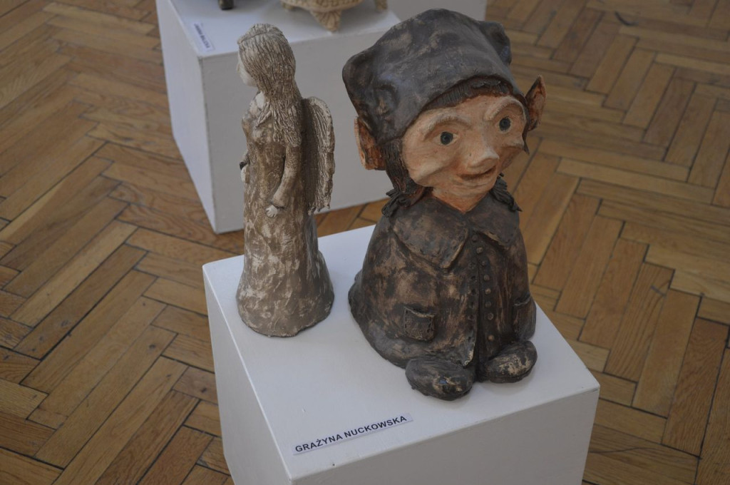 Ceramiczna wystawa MGDK miała premierę na Facebooku! [wideo, zdjęcia]