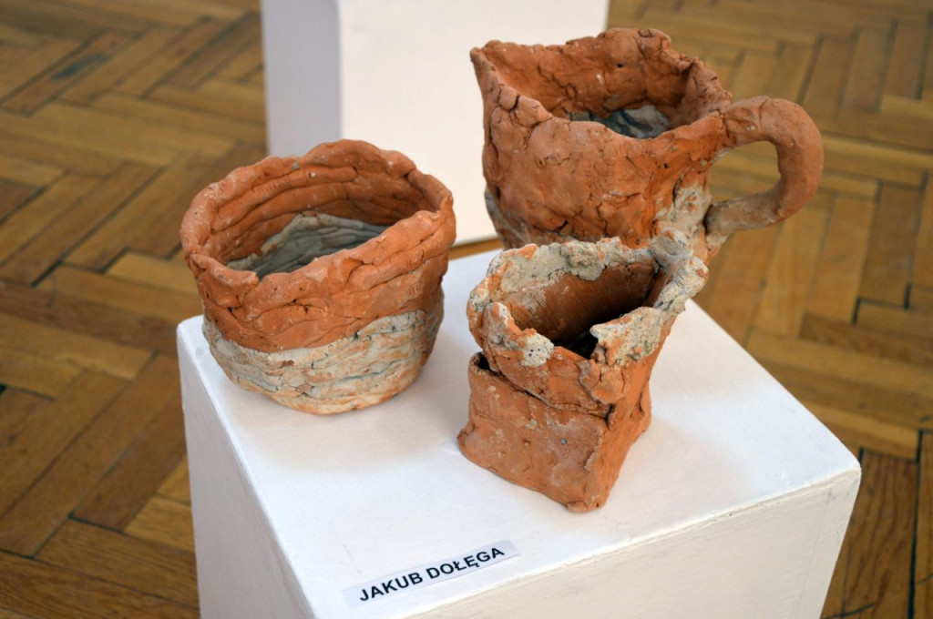 Ceramiczna wystawa MGDK miała premierę na Facebooku! [wideo, zdjęcia]