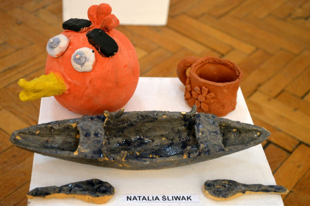 Ceramiczna wystawa MGDK miała premierę na Facebooku! [wideo, zdjęcia]