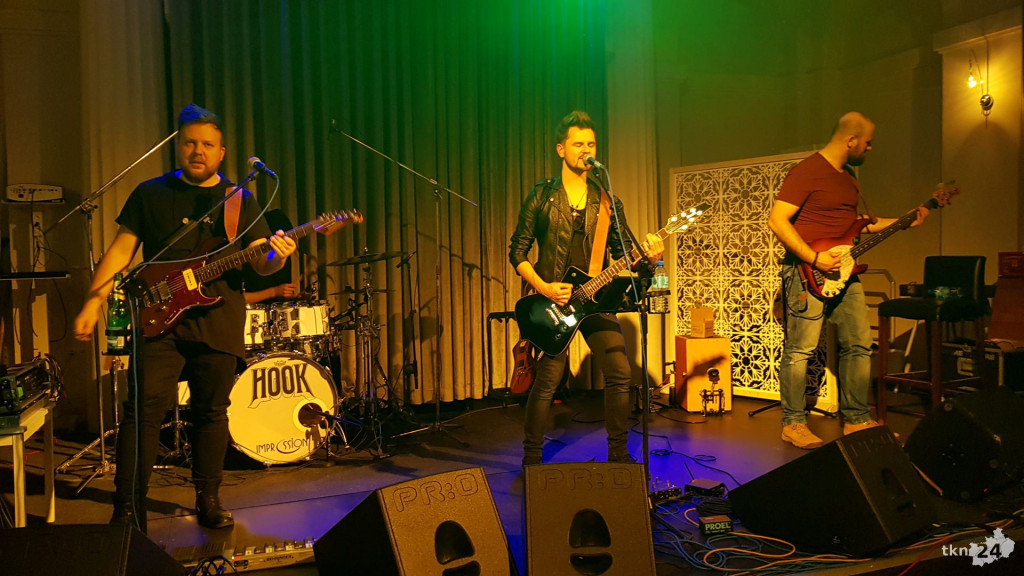 Zobaczcie cover `Jesus he knows me` w wykonaniu `Hooka`! [wideo, zdjęcia]