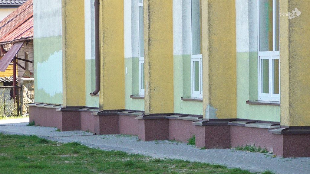Rozpoczęto wielki projekt termomodernizacji budynków w Radoszycach [wideo]
