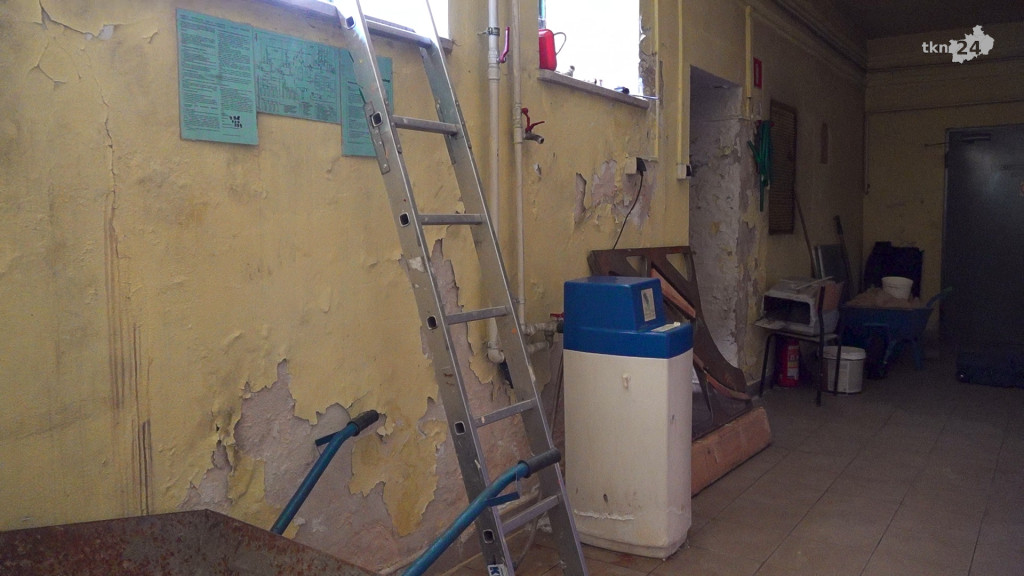Rozpoczęto wielki projekt termomodernizacji budynków w Radoszycach [wideo]