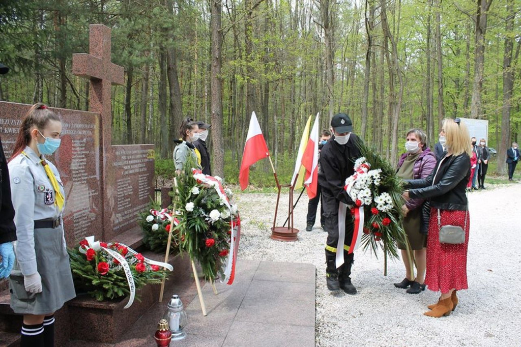 Uczcili poległych w Królewcu i Adamowie [wideo, zdjęcia]