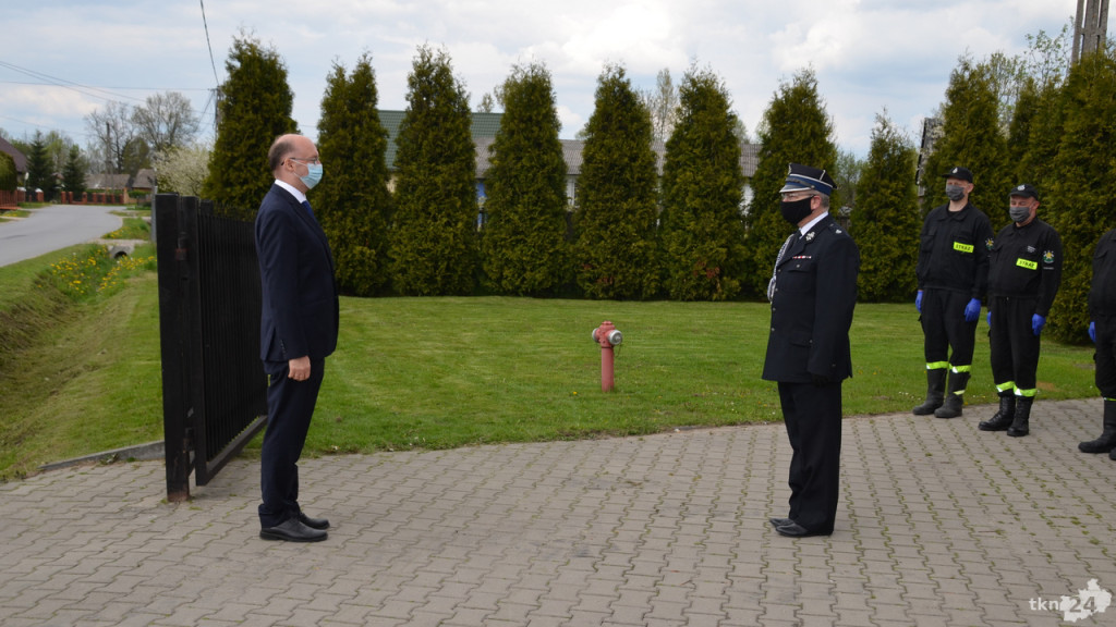 Minister odwiedził strażaków z gminy Końskie z okazji ich dnia [wideo, zdjęcia]