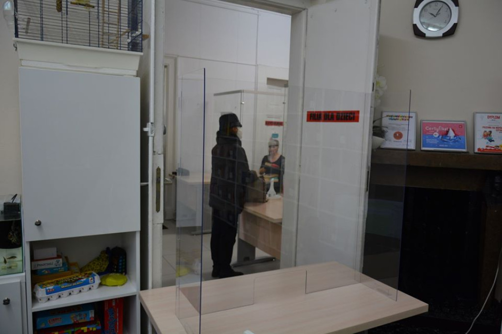 Biblioteka w Końskich wznowiła obsługę czytelników