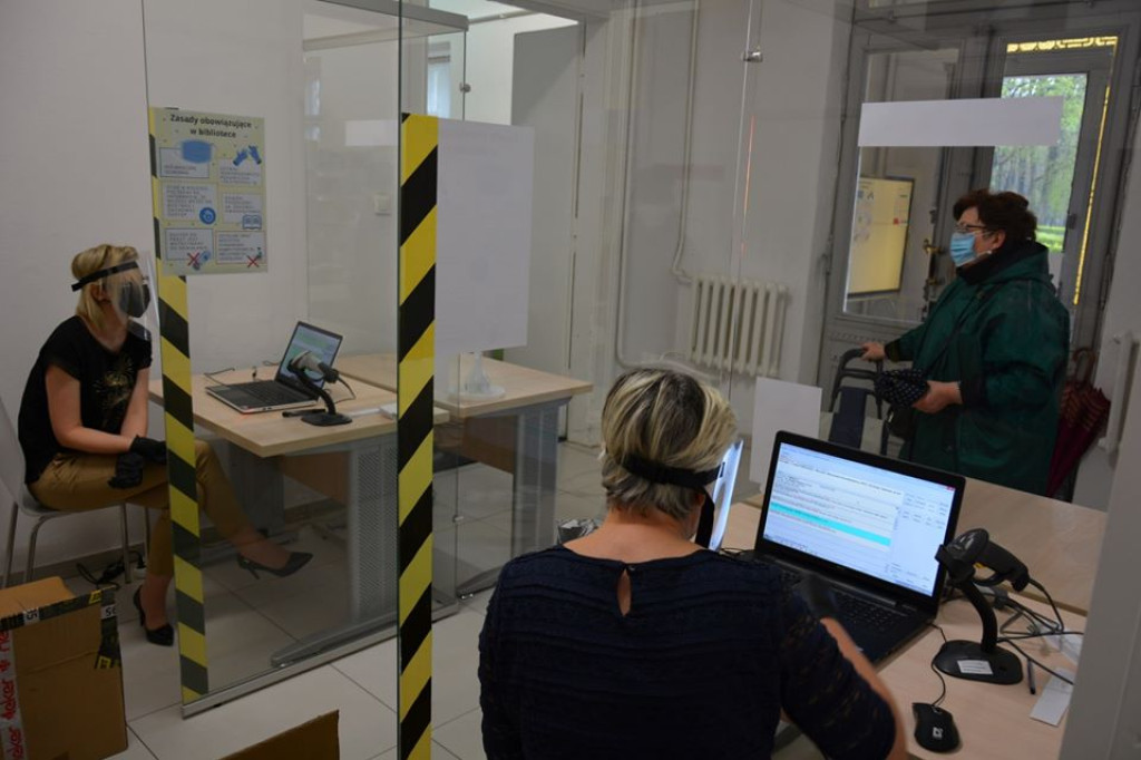 Biblioteka w Końskich wznowiła obsługę czytelników