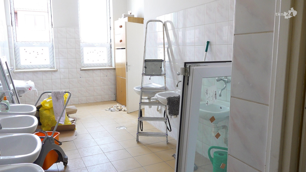 Radoszyce: Kompleks szkolnych budynków przechodzi olbrzymią modernizację [wideo, zdjęcia]