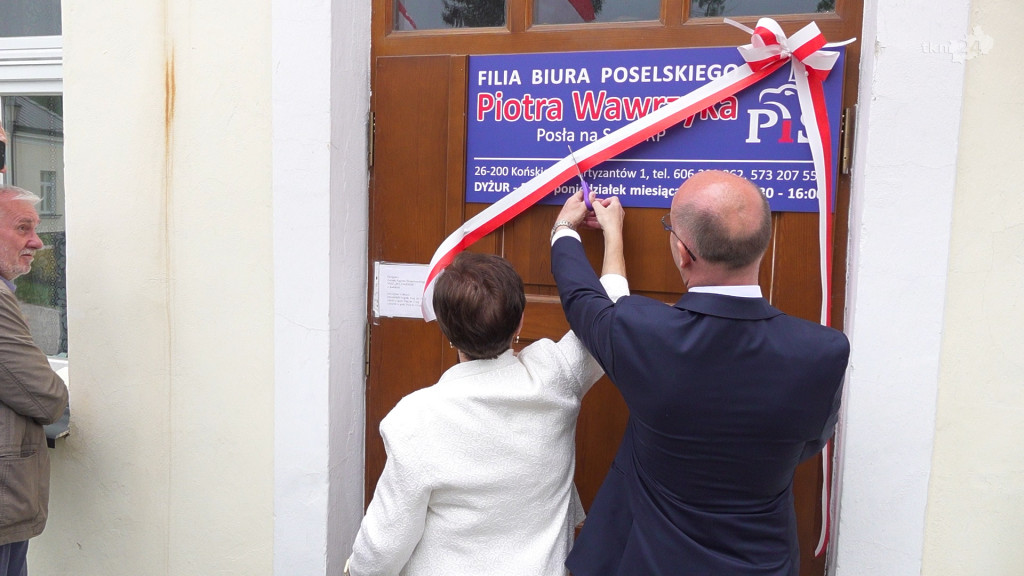 Poseł Wawrzyk otworzył w Końskich biuro poselskie! [wideo, zdjęcia]