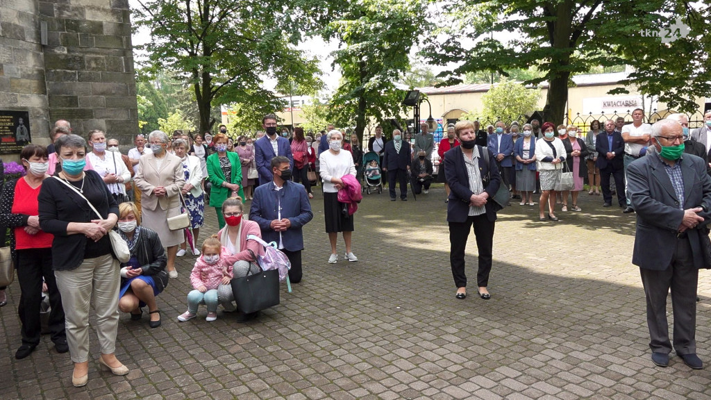 Boże Ciało w trakcie epidemii. Zobaczcie jak przebiegały procesje w Końskich [wideo, zdjęcia]