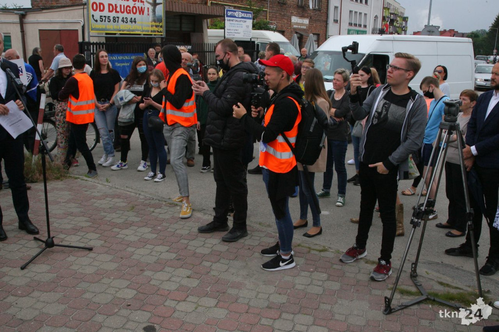Robert Biedroń w Końskich! [fotogaleria, RELACJA LIVE]