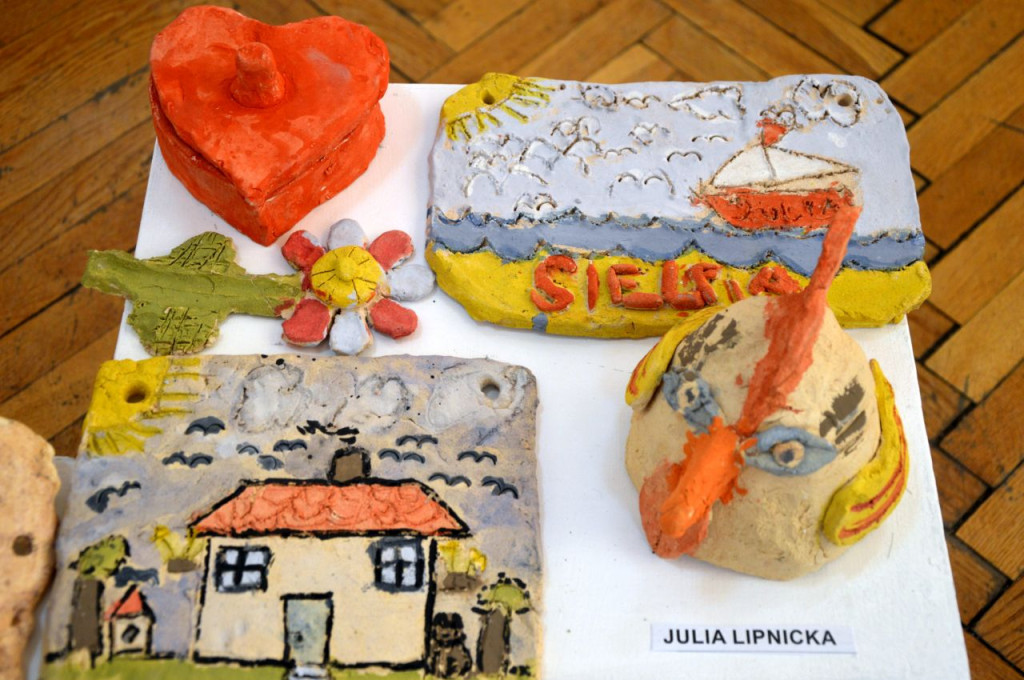 Finisaż wystawy ceramicznej w galerii `DeK`. Obejrzyjcie najpiękniejsze prace! [wideo, zdjęcia]