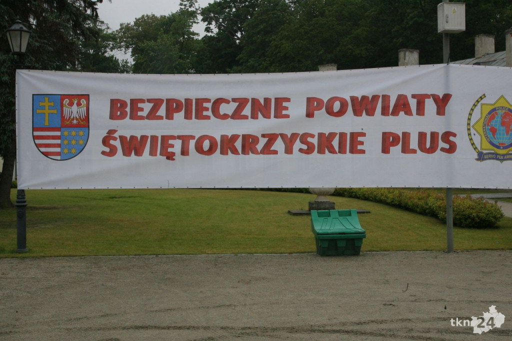 Bezpieczne Końskie. Jednostki otrzymały pakiety bezpieczeństwa [wideo, zdjęcia]
