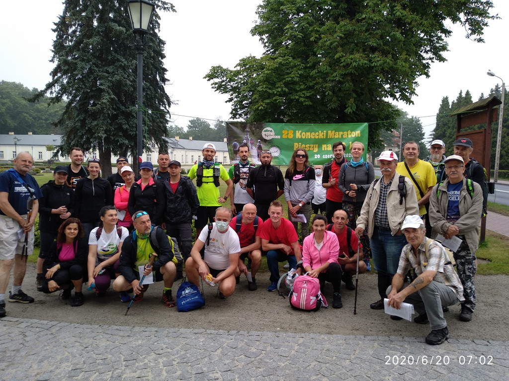120 osób na trasie Koneckiego Maratonu Pieszego [wideo, zdjęcia]