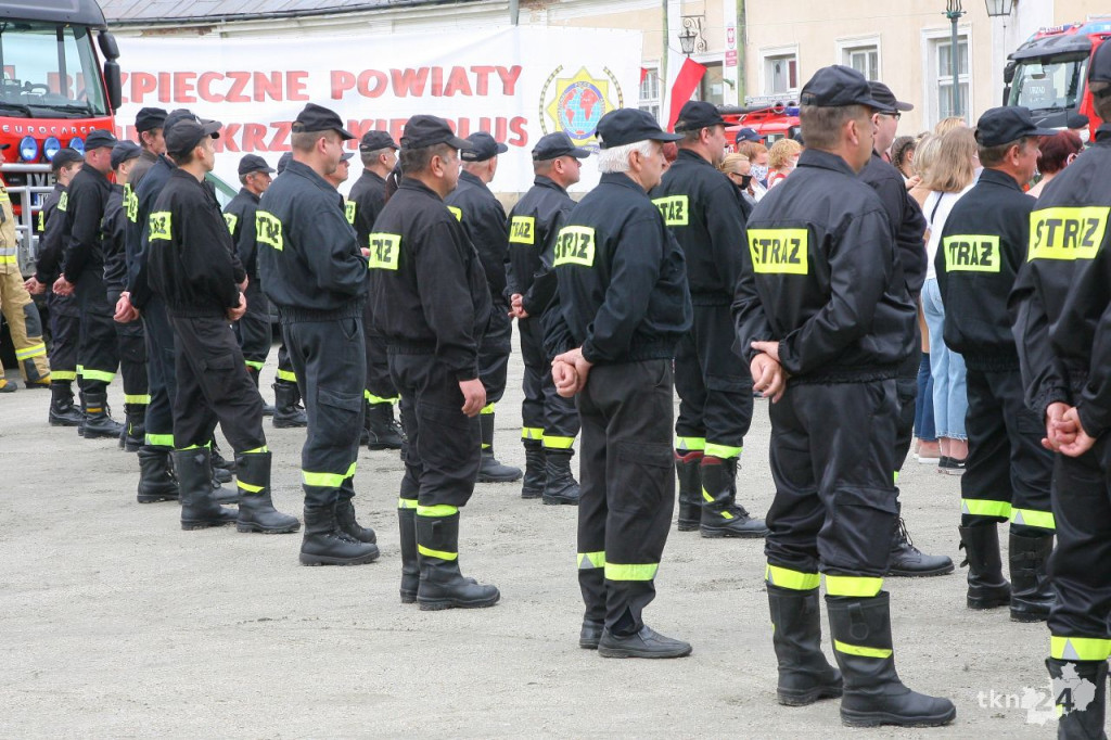 Bezpieczne Końskie. Jednostki otrzymały pakiety bezpieczeństwa [wideo, zdjęcia]