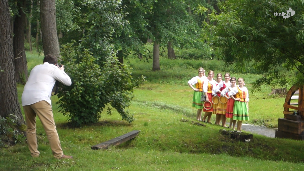Smakołyki i wybory na zebraniu założycielskim Powiatowej Rady Kół Gospodyń Wiejskich [wideo, zdjęcia]