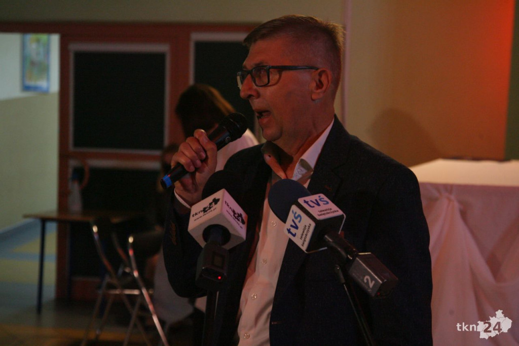 Jerzy Łabętowicz majorem. Piękna uroczystość na 6 rocznicę nadania Szkole w Stadnickiej Woli imienia Armii Krajowej [wideo, zdjęcia]
