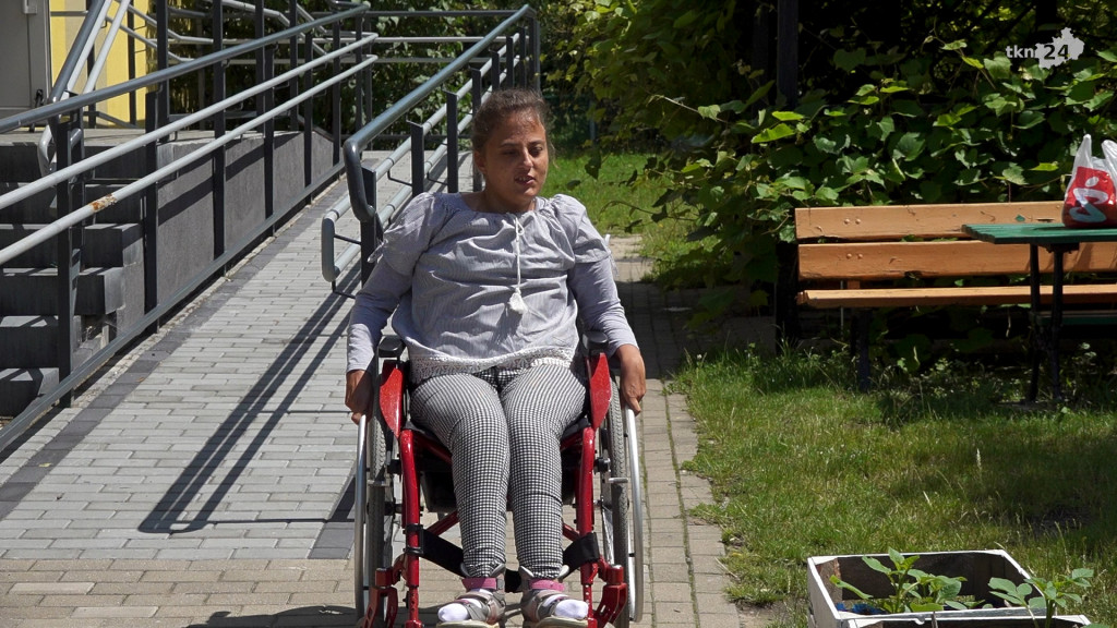 Dagmara Michalska zbiera nakrętki na wymarzony wózek elektryczny [wideo, zdjęcia]