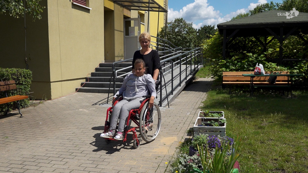 Dagmara Michalska zbiera nakrętki na wymarzony wózek elektryczny [wideo, zdjęcia]