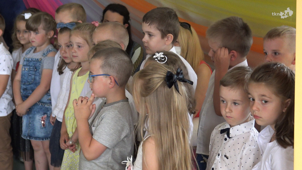 Przedszkolaki ze Smykowa rozpoczęły wakacje! [wideo, zdjęcia]